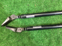 Амортизаторы пятой двери SUBARU GRAND WAGON OEM 60330AC000, 60330AC010 BG9 1996 green 5V5