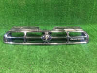 Решетка радиатора 91061AC140 SUBARU GRAND WAGON