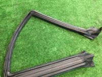 ยางขอบประตูซ้าย SUBARU GRAND WAGON OEM 62710AC110 BG9 1996 green 5V5