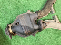 Catalizador коллектор SUBARU LANCASTER OEM 44101AE040, 44101AE050 BHE BEE 2001 EZ30