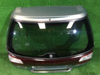 Porta da bagageira SUBARU LANCASTER OEM 60800AE040, 63011AE020, 84251AE060 BHE BH9 BH5 2001 green 1F8 1U7 1U6