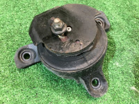 ยางแท่นเครื่องขวา SUBARU LANCASTER OEM 41022AE100 BHE BEE 2001 EZ30