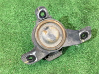 ยางแท่นเครื่องขวา SUBARU LANCASTER OEM 41022AE100 BHE BEE 2001 EZ30