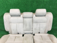 Conjunto de bancos SUBARU LANCASTER OEM 64010AE700GE, 64010AE710GE, 64221AE130GE, 64231AE130GE BHE BH9 2001 green 1F8 1U7 1U6