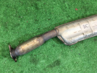 Средняя часть глушителя SUBARU LANCASTER OEM 44200AE080 BHE BEE 2001 EZ30