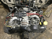 Motor SUBARU LANCASTER OEM 10100BA530 BH9 1998 EJ25