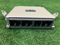 Блок управления двигателя SUBARU LANCASTER OEM 22611AD992 BH9 1998 EJ25