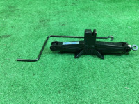Домкрат SUBARU LANCASTER OEM 97030AC061 BH9 BHE 1998