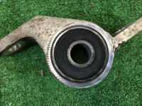 Casquilho elástico esquerdo SUBARU LANCASTER OEM 20201AC110 BH9 BHE SF5 SF9 1998 EJ25