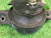 ยางแท่นเครื่องซ้าย SUBARU LANCASTER OEM 41022AE030 BH9 1998 EJ25