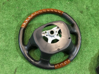 พวงมาลัย MOMO с подушкой SUBARU LANCASTER OEM 34311AE110 , 98211AE000ML BH9 BHE 1998 Beige 8L5