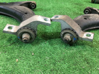 Braços de suspensão dianteiros SUBARU LANCASTER OEM 20200AA200, 20200AA210, 20201AC100, 20201AC110 BH9 1998 EJ25