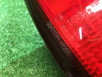 右尾灯 SUBARU LANCASTER OEM 84201AE080 BH9 BHE 1998