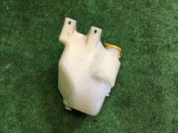Бачок омывателя SUBARU LEGACY OEM 86610FC000 BG5 BG9 BD5 1997 EJ20DD