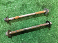 Tornillos del buje trasero 20540AA000 SUBARU LEGACY