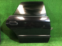 Puerta trasera derecha SUBARU LEGACY B4 OEM 60400AE240 BE5 BE9 BEE 1999 black 88H