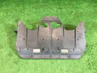 Proteção do motor SUBARU LEGACY B4 OEM 56410AE090 BE5 BH5 1999 black 88H