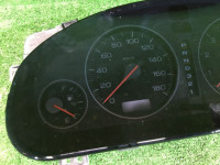 仪表盘 оптитрон SUBARU LEGACY B4 OEM 85075AE010, 85083AE120, 85040AE090, 85070AE210 BE5 BH5 1999 EJ206