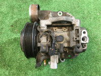 Компрессор кондиционера 73111AE030 SUBARU LANCASTER