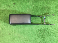 Guantera y reposabrazos SUBARU LEGACY B4 OEM 92111AE010ML BE9 BE5 BH5 2001 Silver 01G