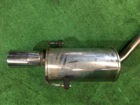 Silencioso trasero SUBARU LEGACY B4 OEM 44300AE020 BE9 BE5 2001 EJ254