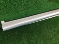 Faldón derecho SUBARU LEGACY B4 OEM 96051AE000TG BE9 BE5 BH5 2001 Silver 01G