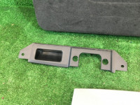 Tapizado del portón SUBARU LEGACY OEM 94310AE000OB, 94352AE000OB, 94310AE030OB, 94310AE020OB, 94320AE011NS BH5 BHE BH9 2000 red 01W