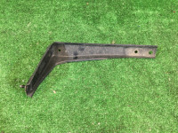 Soporte izquierdo del parachoques delantero SUBARU LEGACY OEM 57714AC040 BG9 1997 silver 406