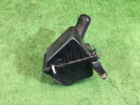 Корпус воздушного фильтра SUBARU LEGACY B4 OEM 46051AE000, 46052AE001 BEE BHE 2002 EZ30