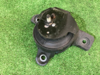 发动机支座 SUBARU LEGACY B4 OEM 41022AE100, 41022AE110 BEE BHE 2002 EZ30