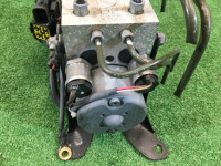 Módulo ABS VDC SUBARU LANCASTER OEM 27539AE000, 27538AE000 BHE BH9 BH5 BE BE9 BE5 BEE 2000 EZ30