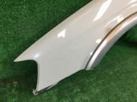 Aleta delantera izquierda SUBARU LANCASTER OEM 57120AE031 BHE BH9 2000 Beige 8L5