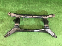 Travesaño trasero SUBARU LANCASTER OEM 20152AE001 BH9 BH5 BHE BE5 BE9 BEE 2001 EJ254