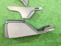 手套箱与扶手 SUBARU LANCASTER OEM 92111AE010AC, 66150AE020ML, 92132AE000ML BH9 BH5 BHE BE5 BE9 BEE 2001 grey 1U2