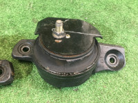 Apoios do motor SUBARU LANCASTER OEM 41022AE021, 41022AE031 BH9 BE9 BH5 BE5 2001 EJ254