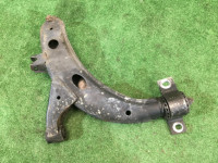 ปีกนกหน้า SUBARU LANCASTER OEM 20202AE000, 20202AE010 BH9 BHE 2001 EJ254