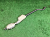 Средняя часть глушителя SUBARU LANCASTER OEM 44200AE050 BH9 BE9 2001 EJ254