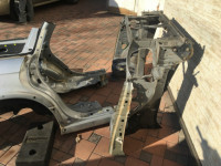 ラジエーターコアサポート SUBARU LANCASTER OEM 53060AE001, 53020AE091, 53020AE081 BH9 BH5 BHE BE5 BE9 BEE 2001