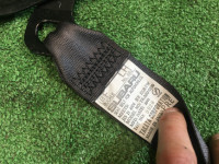 フロントシートベルト SUBARU LANCASTER OEM 64620AE040OB, 64620AE050OB BH9 BHE BH5 2001 grey 1U2