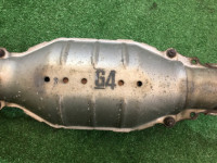 แคทาลิติก Коллектор SUBARU LANCASTER OEM 44101AE040, 44101AE050 BHE BEE 2000 EZ30