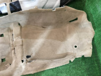 พรมปูพื้นห้องโดยสาร SUBARU LANCASTER OEM 95011AE050GG BHE BH9 BH5 2000 Beige 8L5