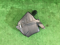 Корпус воздушного фильтра SUBARU LANCASTER OEM 46052AE000, 46051AE000 BHE BEE 2000 EZ30