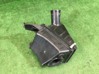 Корпус воздушного фильтра SUBARU LANCASTER OEM 46052AE000, 46051AE000 BHE BEE 2000 EZ30