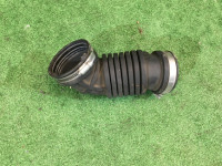 Патрубок воздушного фильтра SUBARU LANCASTER OEM 14457AA300 BHE BEE 2000 EZ30