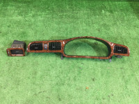 Рамка спидометра дерево 66180AE000, JA317AE015 SUBARU LANCASTER