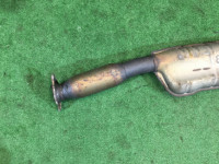 Средняя часть глушителя SUBARU LANCASTER OEM 44200AE080 BHE BEE 2000 EZ30