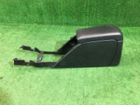 Бардачок подлокотник SUBARU LEGACY OEM 92111AE010ML, 66060AE190ML, 66060AE180ML BE9 BE5 BEE 2001 silver 01G