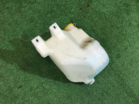 Бачок омывателя SUBARU LEGACY OEM 86610AE010 BEE BE9 BE5 2001 EJ254