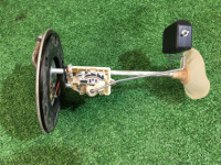 燃料レベルセンサー SUBARU LEGACY OEM 42081AE010 BEE BE9 BE5 2001 EJ254