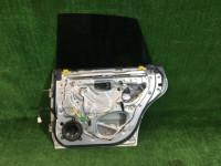 右后门 SUBARU LEGACY OEM 60400AE400 BE9 BE5 BEE 2001 silver 01G